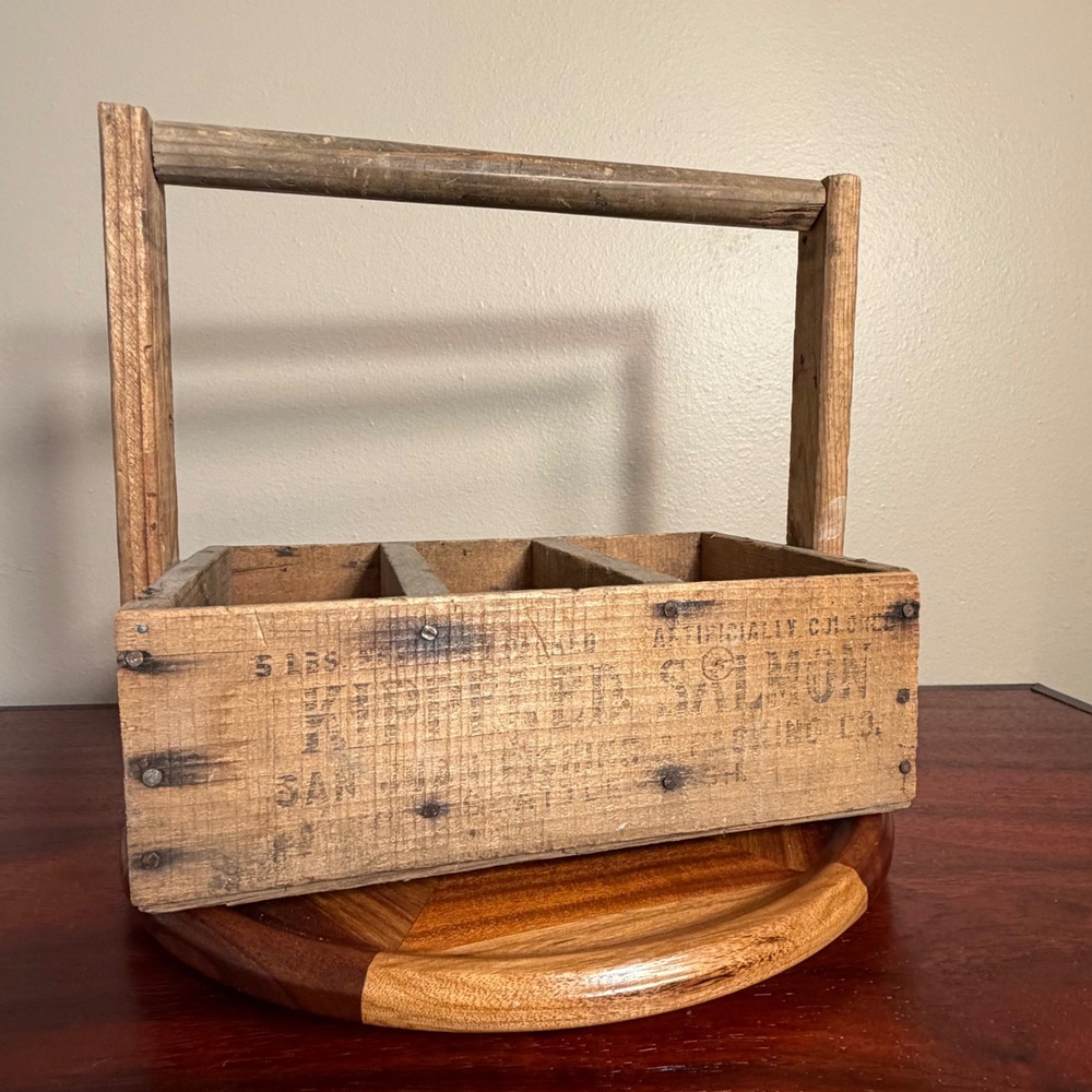 Vintage San Juan Fishing Kippered Salmon Wooden Crate Caddy Seattle Wash 12in